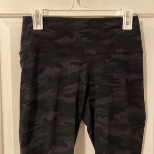 Colorful koala Camo Leggings